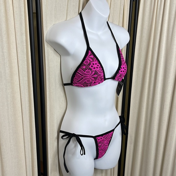 NEW! BLACK LIGHT HOT PINK & BLACK LACE DANCE THONG BIKINI SET OSFM - Picture 2 of 11